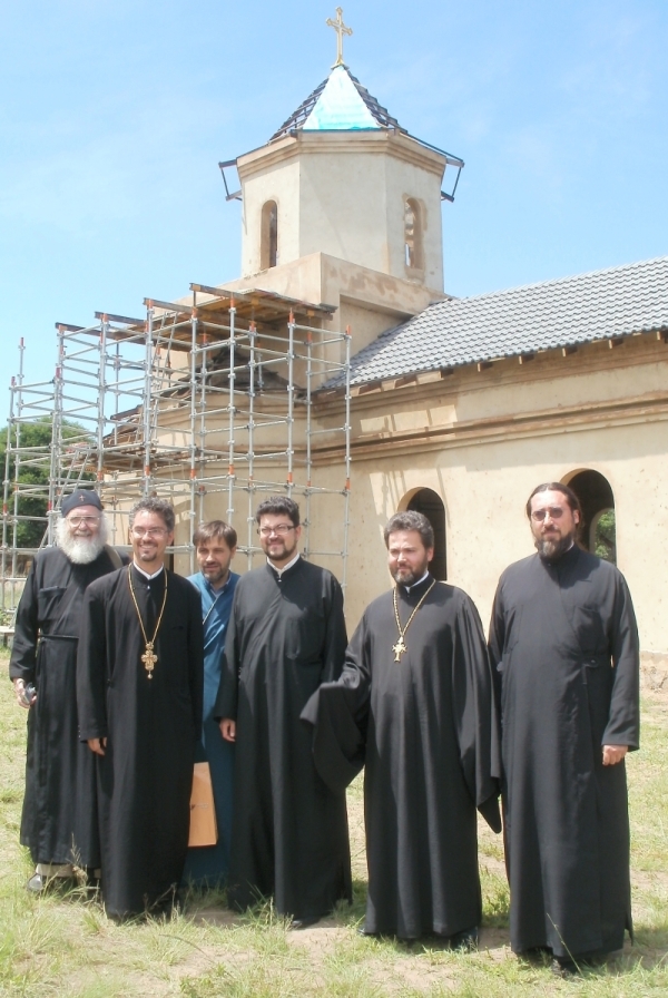 Clregy who attended, each representing a different nation: Dn Stephen Hayes (South African), Fr Razvan Tatu (Romanian), Fr George Cocotos (Greek) Fr Yonko (Bilgarian), Fr Daniel (Russian), Fr Isaylo (Serbian). Not in the picture was Fr Athanasius (Kenyan)